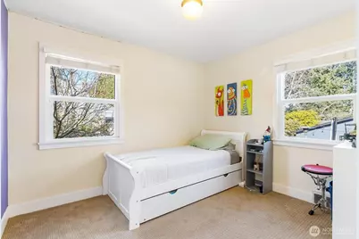 10010 13th Avenue NW, Seattle, WA 98177 - Photo 8