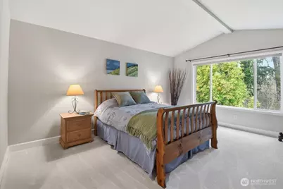 26050 SE 23rd Place, Sammamish, WA 98075 - Photo 18