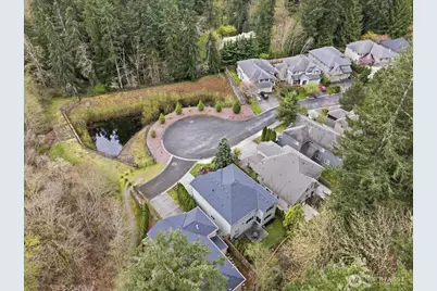26050 SE 23rd Place, Sammamish, WA 98075 - Photo 34