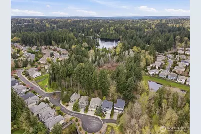 26050 SE 23rd Place, Sammamish, WA 98075 - Photo 34