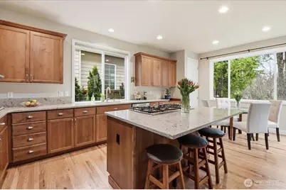 26050 SE 23rd Place, Sammamish, WA 98075 - Photo 6