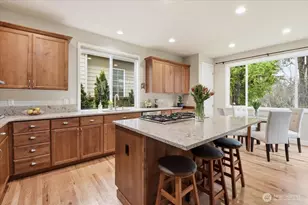 26050 SE 23rd Pl, Sammamish, WA 98075 - Photo 6