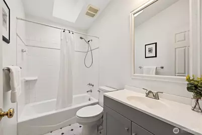 2502 NE 7th Street, Renton, WA 98056 - Photo 16