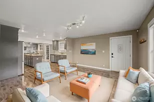 2502 NE 7th St, Renton, WA 98056 - Photo 6