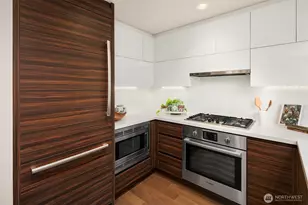 583 Battery St, Seattle, WA 98121 - Photo 10