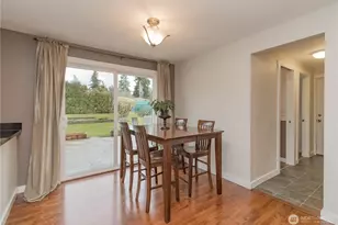 1060 Lynnwood Ave NE, Renton, WA 98056 - Photo 10