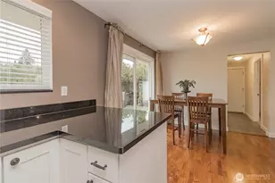 1060 Lynnwood Ave NE, Renton, WA 98056 - Photo 18