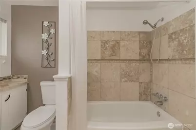 1060 Lynnwood Avenue NE, Renton, WA 98056 - Photo 26