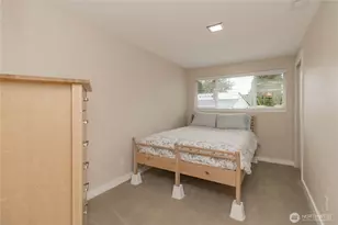 1060 Lynnwood Ave NE, Renton, WA 98056 - Photo 30