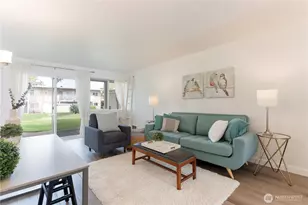 12230 SE 60th St, Bellevue, WA 98006 - Photo 2