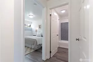 12230 SE 60th St, Bellevue, WA 98006 - Photo 10
