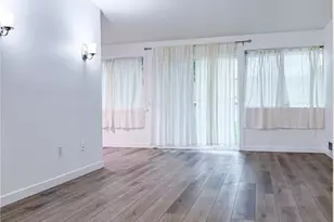 12230 SE 60th St, Bellevue, WA 98006 - Photo 4