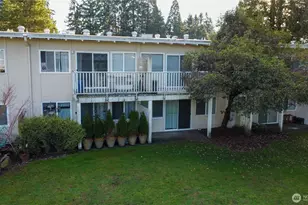 12230 SE 60th St, Bellevue, WA 98006 - Photo 1