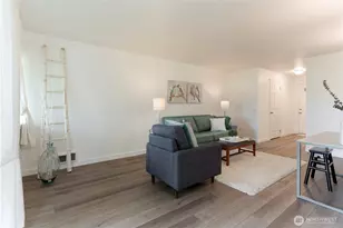 12230 SE 60th St, Bellevue, WA 98006 - Photo 4