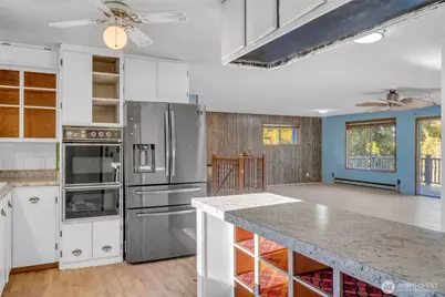 10318 Morris Boulevard, Steilacoom, WA 98388 - Photo 6