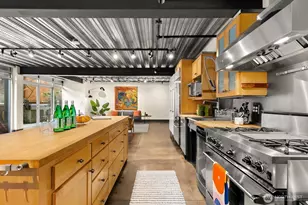 1310 E Union St, Seattle, WA 98122 - Photo 12