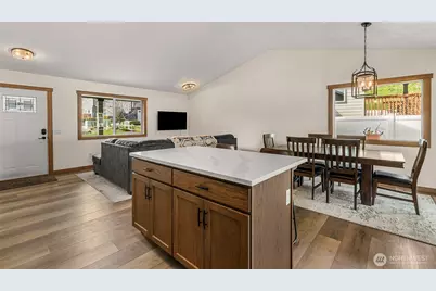 1989 4th St SE, East Wenatchee, WA 98802 - Photo 12