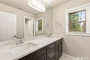 12055 SE May Creek Park Dr, Newcastle, WA 98056 - Photo 24