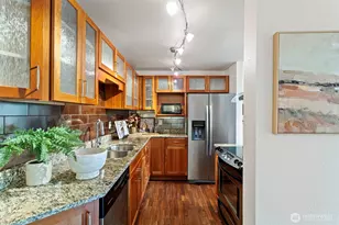 11054 NE 33rd Pl, Bellevue, WA 98004 - Photo 12