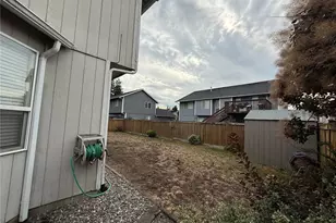 8312 185th St Ct E, Puyallup, WA 98375 - Photo 32