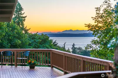 28601 13th Avenue S, Federal Way, WA 98003 - Photo 1