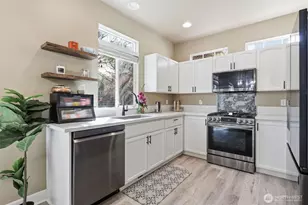 19405 SE 33rd St, Camas, WA 98607 - Photo 6