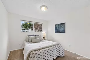 927 S 240th Pl, Des Moines, WA 98198 - Photo 16