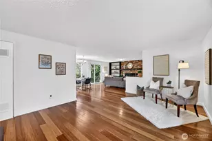 927 S 240th Pl, Des Moines, WA 98198 - Photo 4