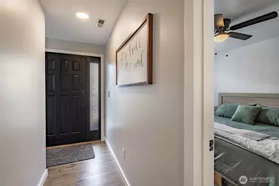 223 Judson  St. Aly #201, Lynden, WA 98264 - Photo 4