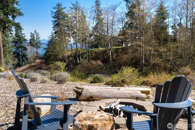 2303 North Bluff Road, Greenbank, WA 98253 - Photo 32