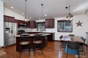 2303 N Bluff Rd, Greenbank, WA 98253 - Photo 12