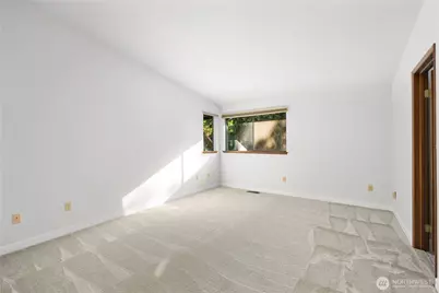 19306 SE 277th Street, Kent, WA 98042 - Photo 32