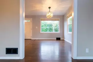 6630 S Warner St, Tacoma, WA 98409 - Photo 8