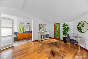 2708 NE 98th St, Seattle, WA 98115 - Photo 8