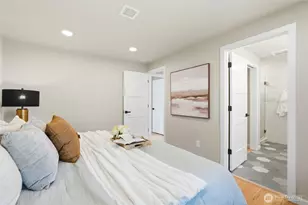 8810 NE 138th St, Kirkland, WA 98034 - Photo 16