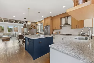 9219 Jacobia Avenue SE, Snoqualmie, WA 98065 - Photo 14