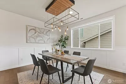 9219 Jacobia Avenue SE, Snoqualmie, WA 98065 - Photo 4