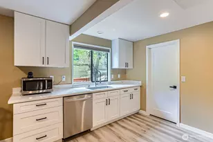 3412 161st Pl SE, Bellevue, WA 98008 - Photo 20