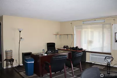 910 Simpson Avenue, Hoquiam, WA 98550 - Photo 12