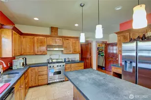 4435 Castlerock Dr, Blaine, WA 98230 - Photo 14