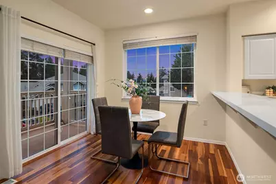 18646 NE 57th Way, Redmond, WA 98052 - Photo 14