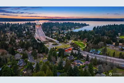 8550 NE 28th Street, Hunts Point, WA 98004 - Photo 40