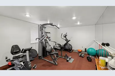 250 NW Dogwood Street #E-102, Issaquah, WA 98027 - Photo 18