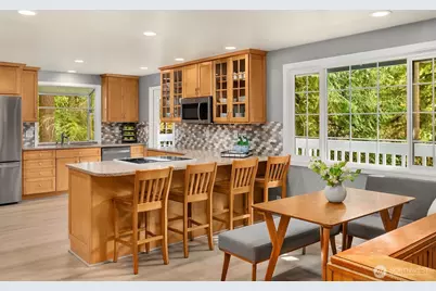 19522 NE 181st Street, Woodinville, WA 98077 - Photo 10