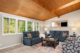 19522 NE 181st St, Woodinville, WA 98077 - Photo 4