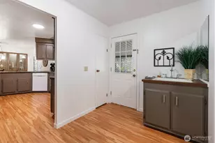 5516 Chelan Ln SE, Lacey, WA 98503 - Photo 2