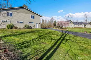 16100 159th Ln SE, Yelm, WA 98597 - Photo 40