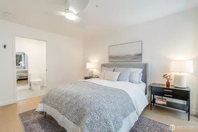 1805 Bellevue Avenue #301, Seattle, WA 98122 - Photo 12