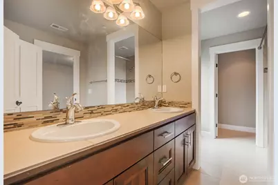4307 166th Lane SE, Bellevue, WA 98006 - Photo 28