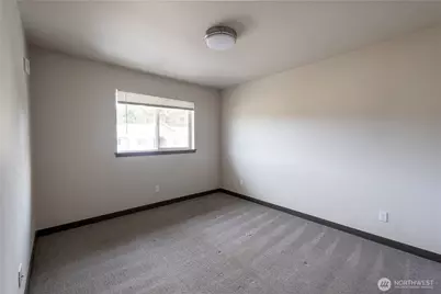 1651 SW Mulberry #E303, Oak Harbor, WA 98277 - Photo 4